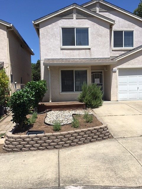 1st image of 140 Encinas Ln