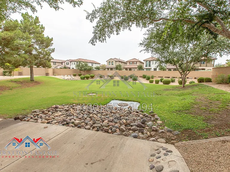 1920 S Hudson Dr — Photo 12