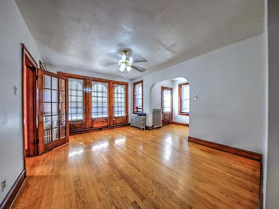3rd image of 3709 Dunnica Ave #2F