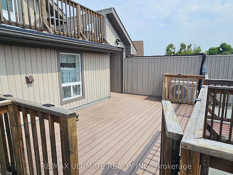 3 Kane Ave #2 — Photo 18