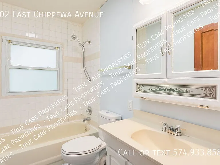 402 E Chippewa Ave — Photo 10