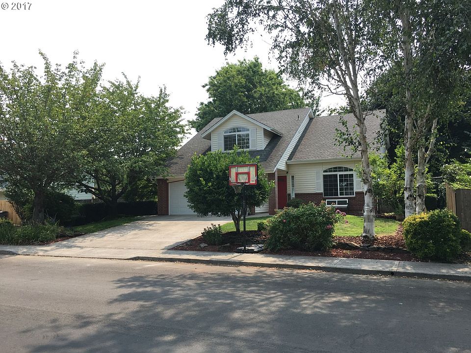 1st image of 6917 NE 69th St