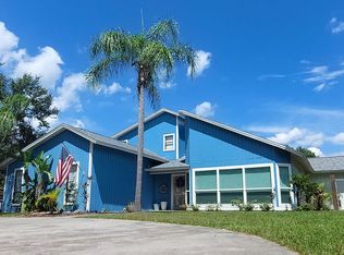 1202 Rainbrook Cir, Valrico, FL 33596