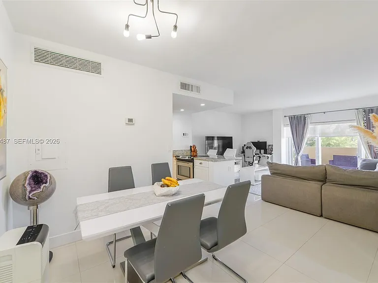 880 NE 69th St #5L — Photo 1