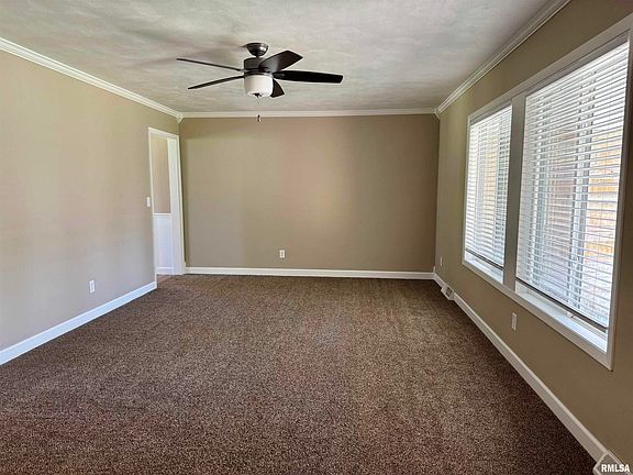 3rd image of 1114 Ruth Pl