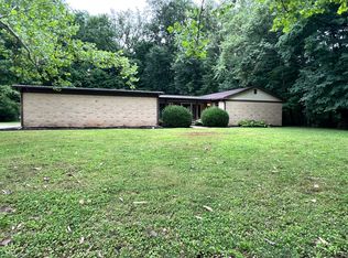 6321 Wood Knoll Ln, Indianapolis, IN 46260