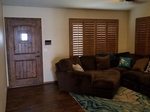 4th image of 8072 W Eugie Ave