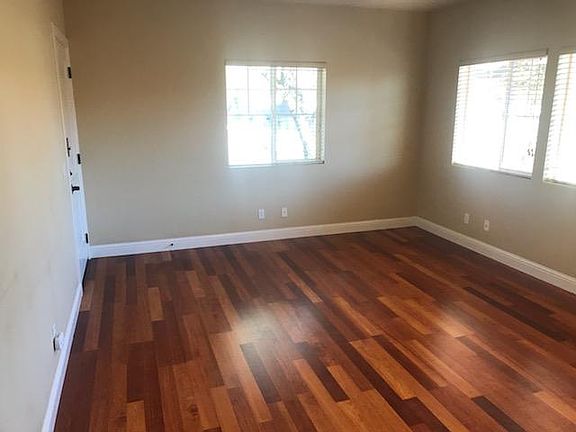 2nd image of 1290 Healdsburg Ave Suite 201