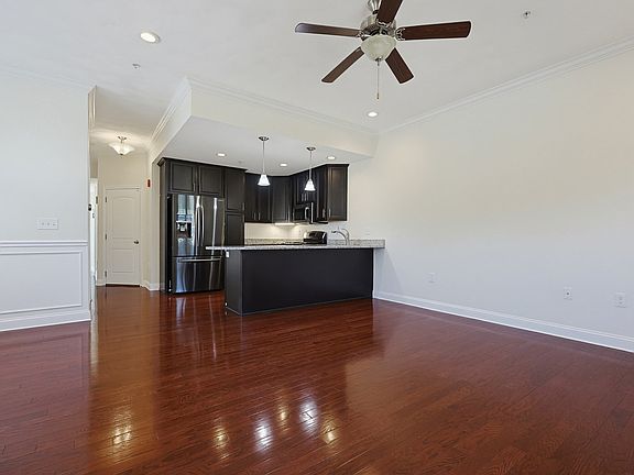 4th image of 5 Jerome Rd #5