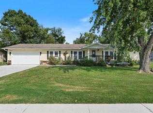 903 N Water Tower Rd, Bentonville, AR 72712