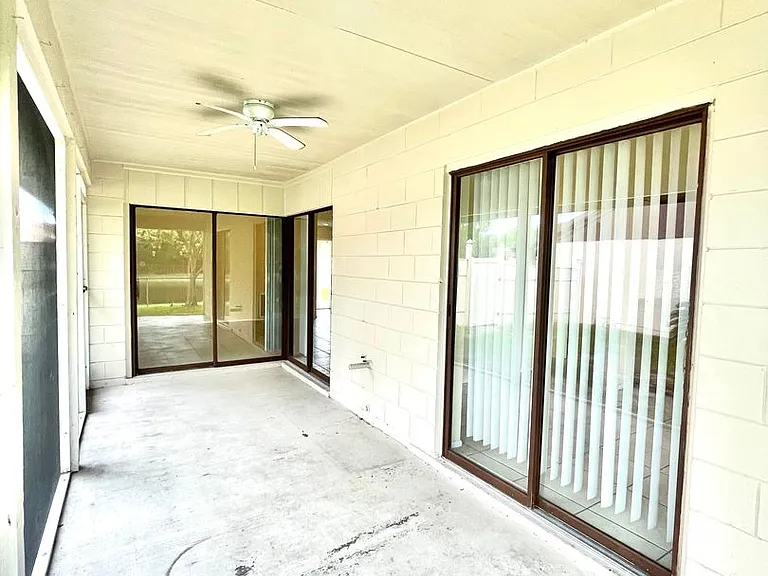 11451 Darlington Dr — Photo 17