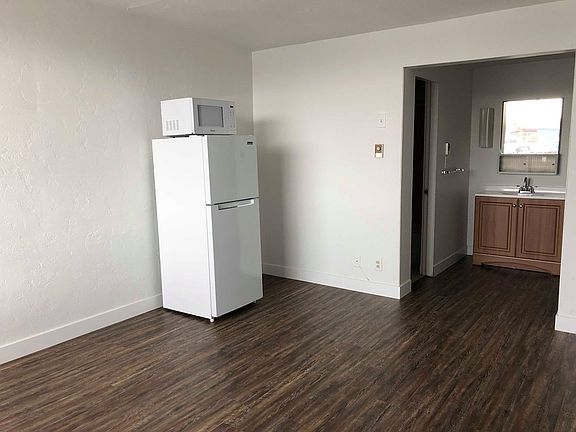 3rd image of 1006 W 3rd Ave APT 56