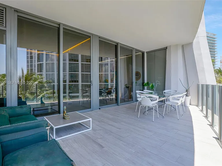 2831 S Bayshore Dr #603 — Photo 15