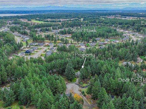 4th image of 5137 Blacktail Court NE