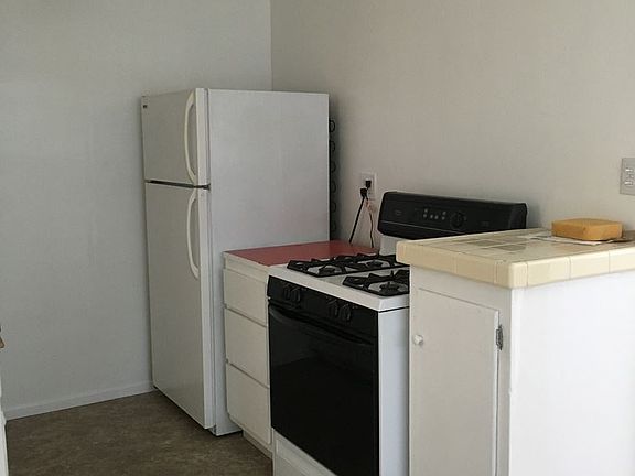 4th image of 11940 Culver Dr