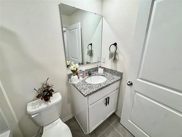 5653 Brosnan Rd — Photo 25