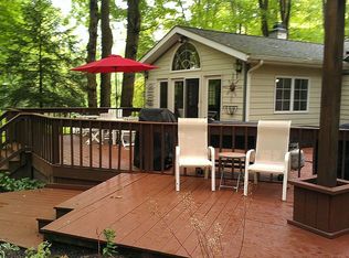 117 Meadow Ln, Solon, OH 44139