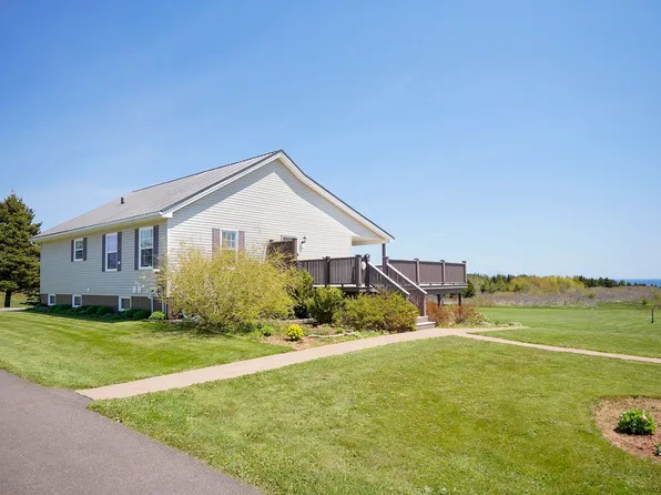 29 Macphee Ave, Souris, PE C0A 2B0