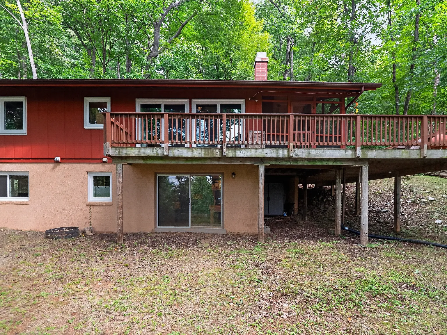 3 bed, 1280 sqft, $1,995 — Photo 2