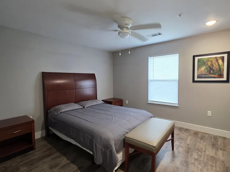 102 E Orchard Loop — Photo 3