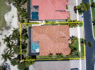 1815 Waldorf Dr, Royal Palm Beach, FL 33411