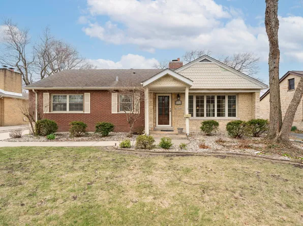 8504 Crestwood Ave, Munster, IN 46321