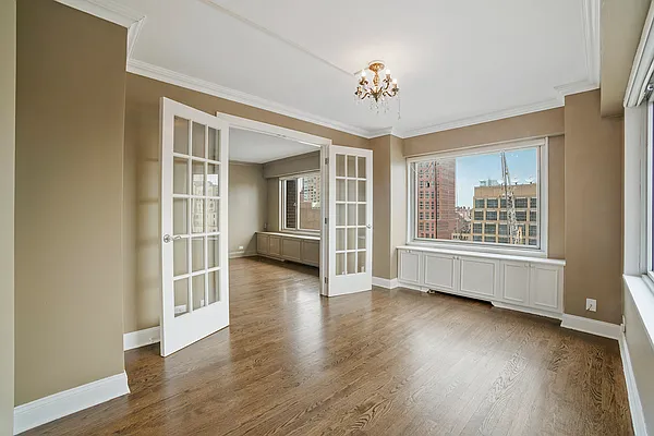 Rented by A & I Broadway | media 25