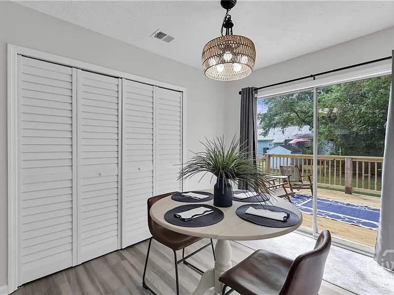 105 Crossover Ln — Photo 11