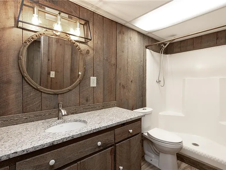 1365 Timberland Dr SE — Photo 40