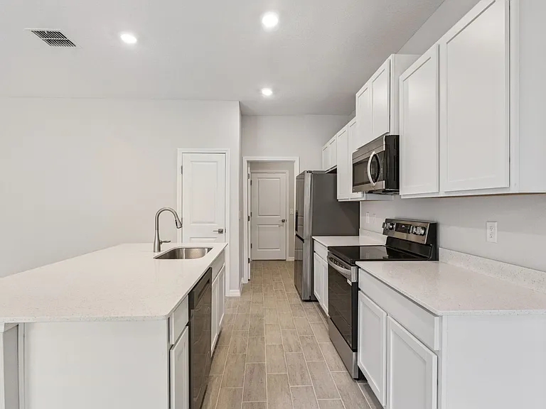 393 Marion Oaks Golf Rd — Photo 8