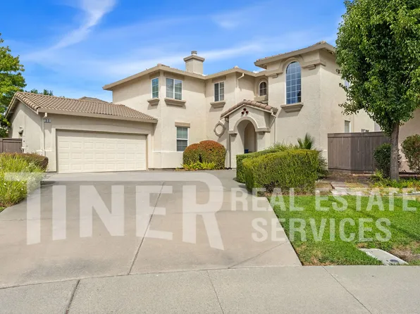 35 Sabre Ct, Sacramento, CA 95835