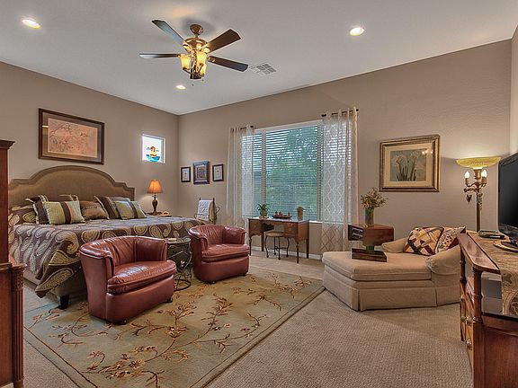 5th image of 5077 S Mariposa Dr