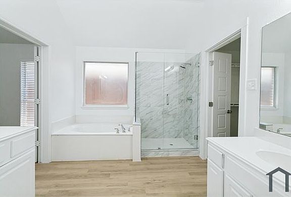 5th image of 1745 Woodstream Ln