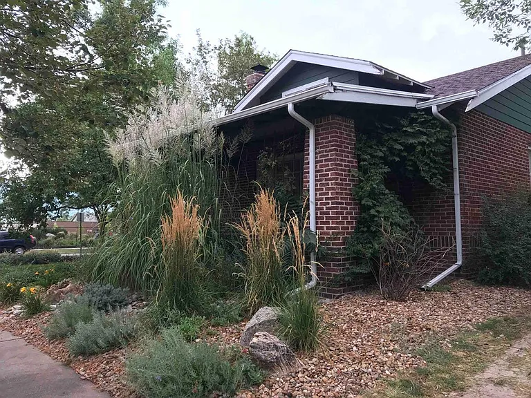 403 E Louisiana Ave — Photo 18