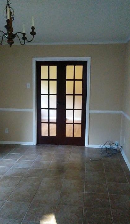 2nd image of 2331 Greenwood Ct