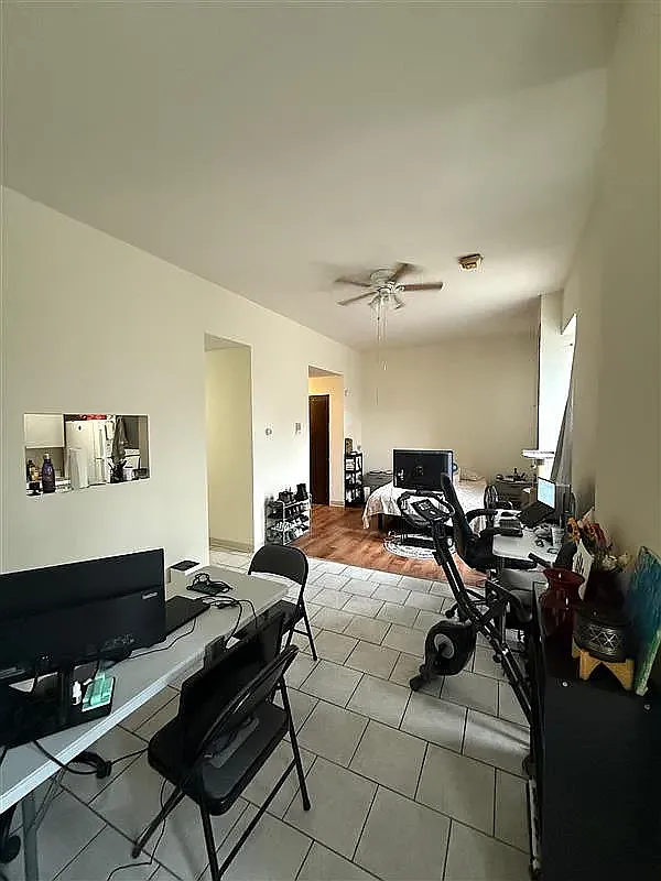 247 Pearl St — Photo 1