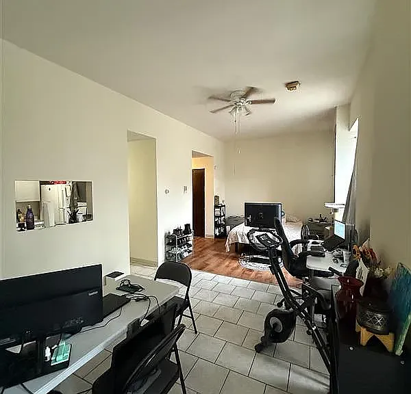 247 Pearl St — Photo 1