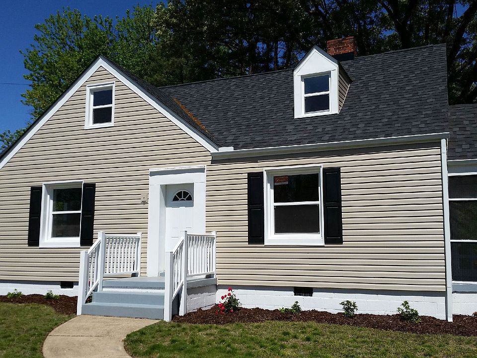 Charming cape cod with new, maintenance free vinyl siding and windows!