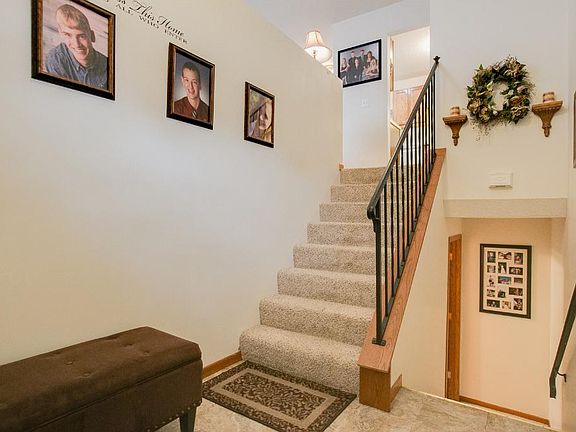 2nd image of 507 Tiffany Dr