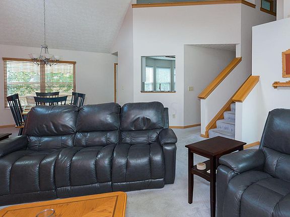 5th image of 8380 Gainer Dr