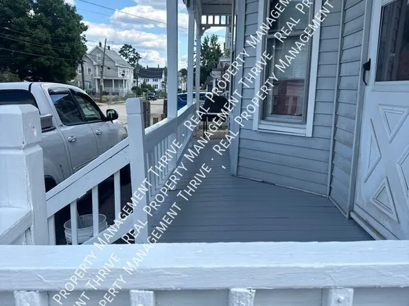 103 Ash St #2, Nashua, NH 03060