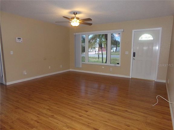 4th image of 2330 Lake View Blvd