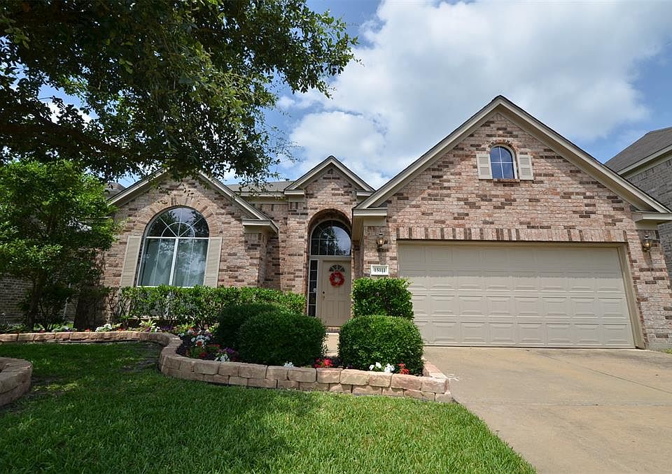 1st image of 15111 By The Lake Way