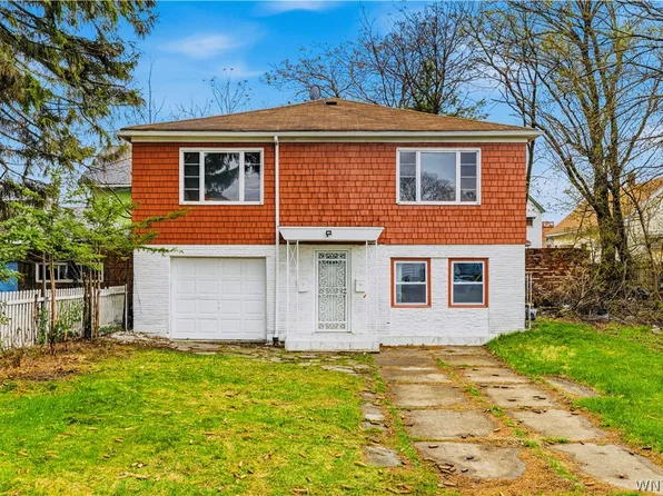 6 Palos Pl, Buffalo, NY 14215