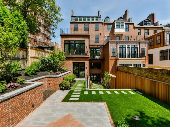 5 Joy Res Pne, Boston, MA 02108