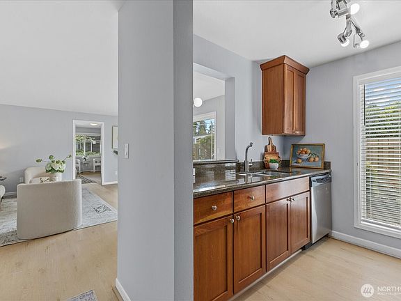 4th image of 514 142nd Avenue SE #98