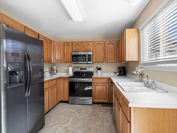 5th image of 2770 Fernwood Cir