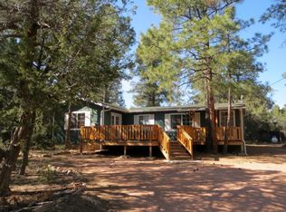 2142 Woods Dr, Overgaard, AZ 85933