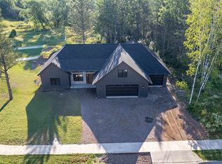 3210 Hartley Hills Dr, Duluth, MN 55803