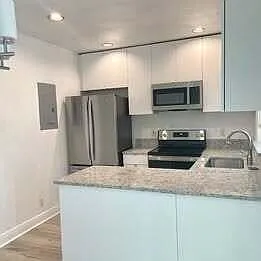 2 bed, 1.0 bath, 1143 sqft, $3,000 — Photo 4